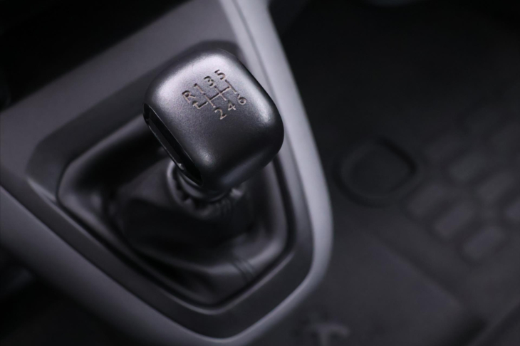 Peugeot Expert 2,0 HDI 90kW 6 Míst DPH