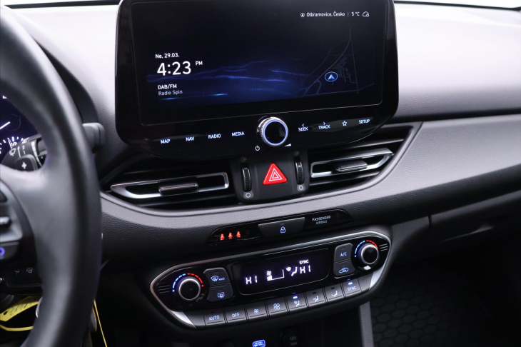 Hyundai i30 1,5 T-GDI 117 kW Smart Aut.CZ DPH