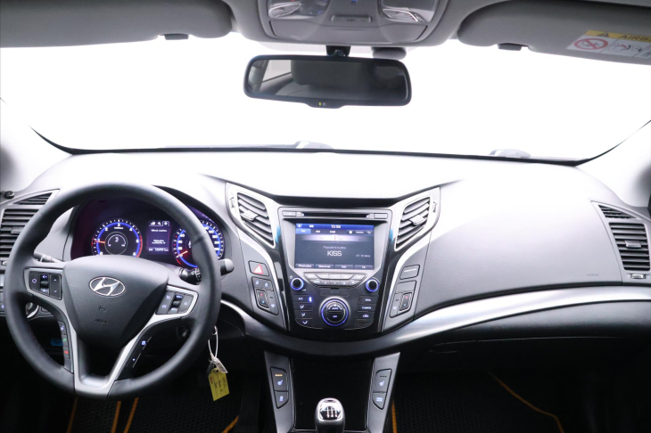 Hyundai i40 1,7 CRDI 104kW Navi Xenon CZ