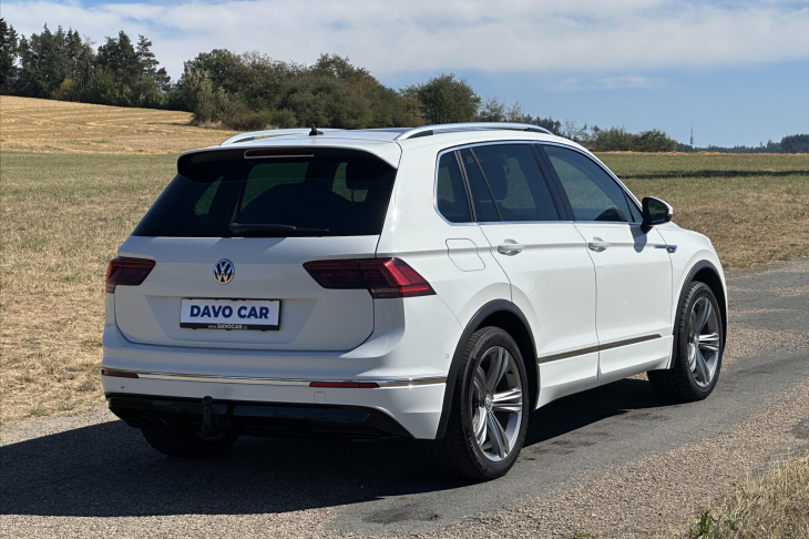 Volkswagen Tiguan 1,4 TSI DSG R-line matrix virtual