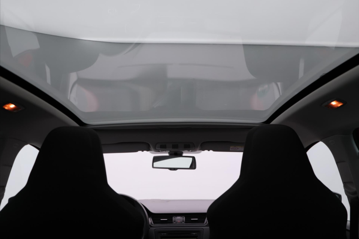 Škoda Rapid 1.2 TSI MonteCarlo Xenon 1.Maj