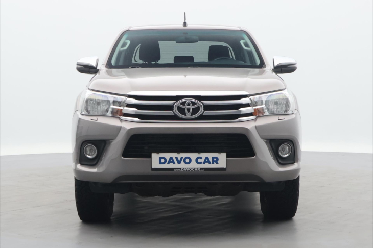 Toyota Hilux 2,4 D-4D 110kW Automat Tažné