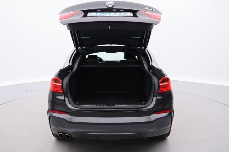 BMW X4 3,0 30d xDrive M Sport Shadow CZ