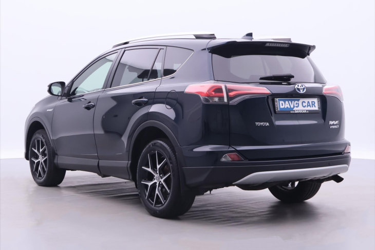 Toyota RAV4 2,5 Hybrid 114kW e-CVT 4WD CZ