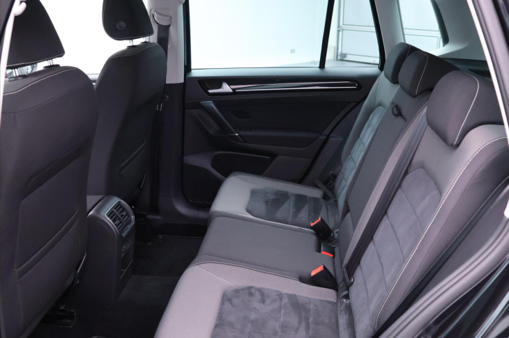 Volkswagen Golf Sportsvan 2,0 TDI 110kW DSG Highline