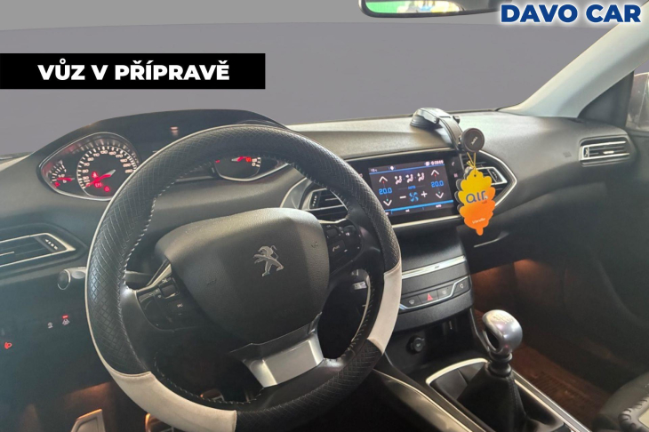 Peugeot 308 1,5 HDi 75kW CZ Allure Tažné