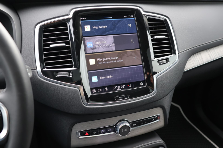 Volvo XC90 2,0 228kW T8 AWD Ultimate Bright