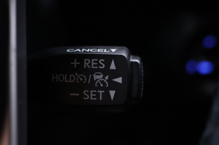 Toyota Hilux 2,8 D-4D 150kW Executive DPH