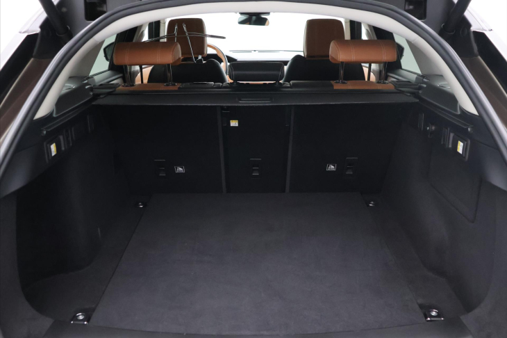 Land Rover Range Rover Velar 3,0 D300 S 221kW AUT CZ