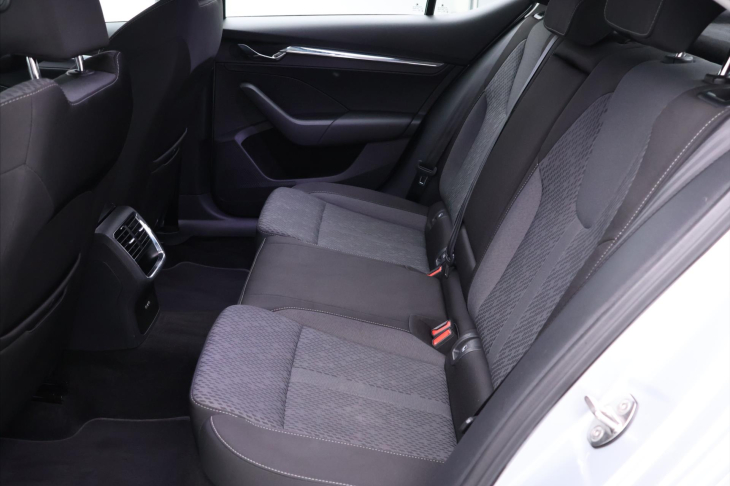 Škoda Octavia 1,5 e-TSI Style DSG 1.Maj DPH