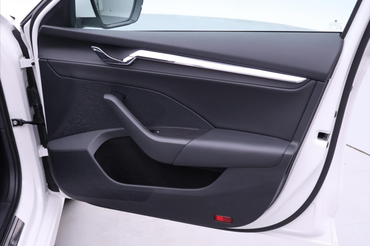 Škoda Octavia 1,5 TSI 110kW Style CZ DPH