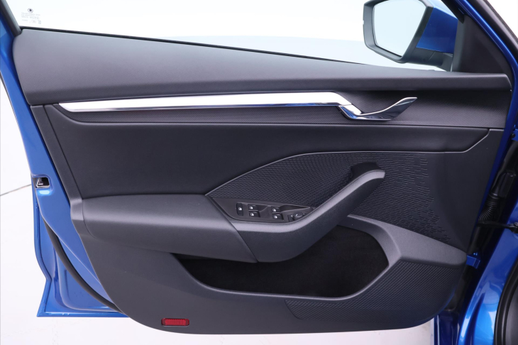 Škoda Octavia 2,0 TDI Style CZ Matrix DPH