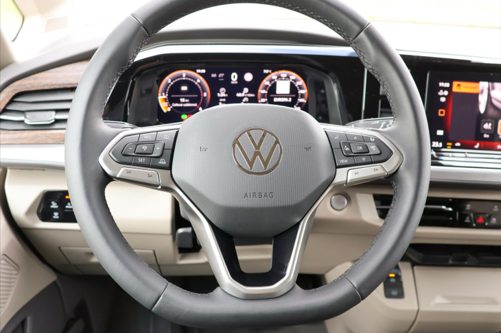 Volkswagen Multivan 2.0 TDI DSG Long Style 7-Míst