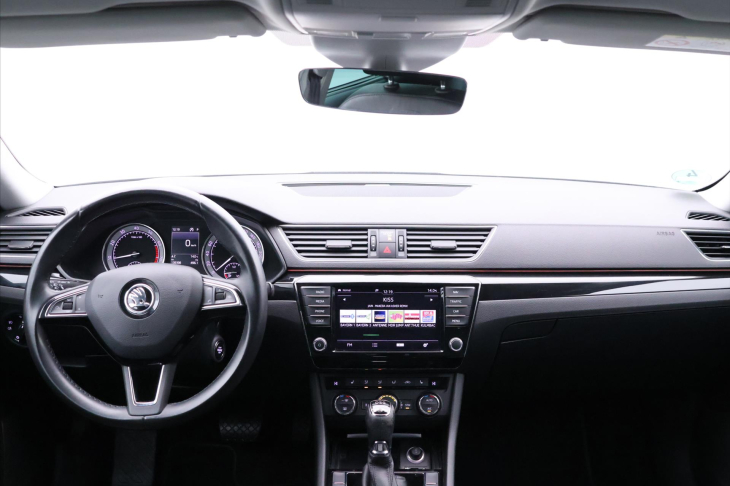 Škoda Superb 2,0 TSI 206kW 4x4 DSG L&K 1Maj