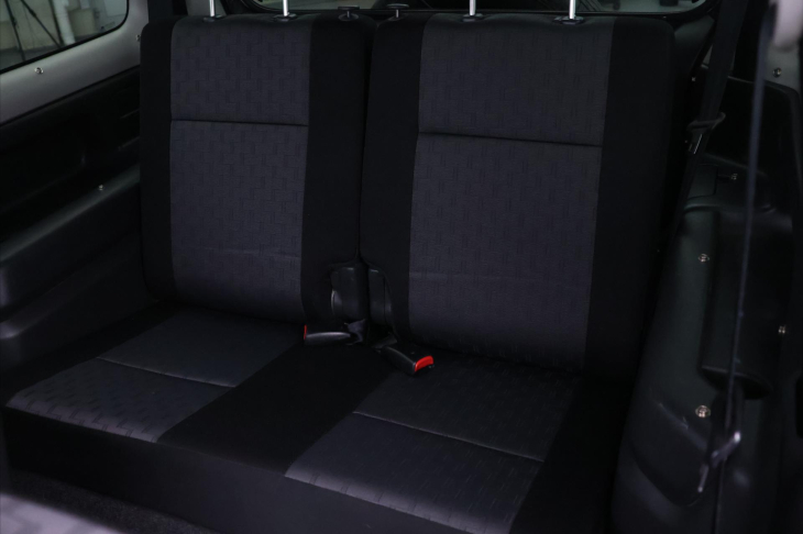 Suzuki Jimny 1,3 JLX 63kW 4x4 Tažné