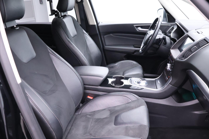 Ford Galaxy 2,0 TDCI 140kW Titanium 7-Míst