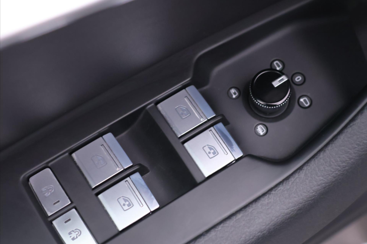 Audi S6 3,0 253KW Quattro CZ DPH 48tkm