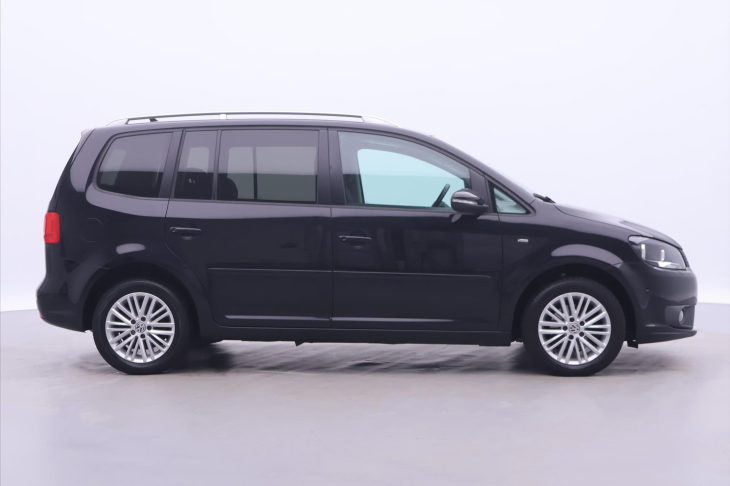 Volkswagen Touran 1,2 TSI Cup 7-Míst Serv.kniha