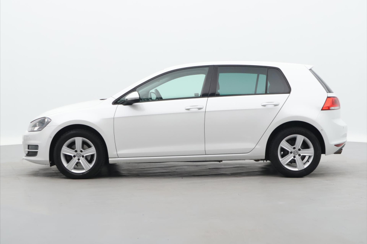 Volkswagen Golf 1,2 TSI 77kw ORIG.ALU Perleť