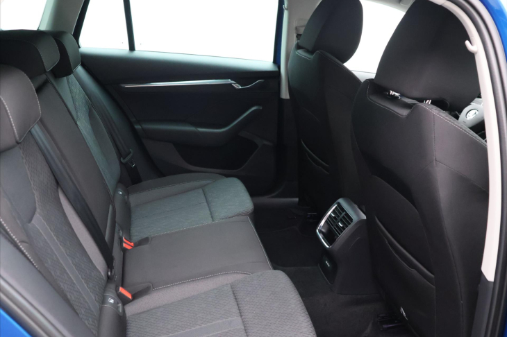 Škoda Octavia 2,0 TDI 110kW DSG Matrix DPH