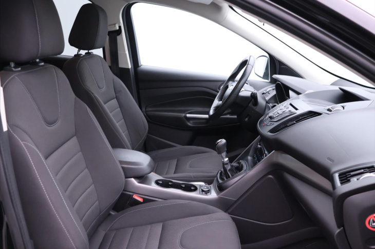 Ford Kuga 1,5 EB 110kW Trend Serv.Kniha