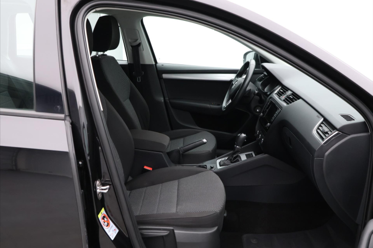Škoda Octavia 2,0 TDI DSG Ambition 1.Maj.