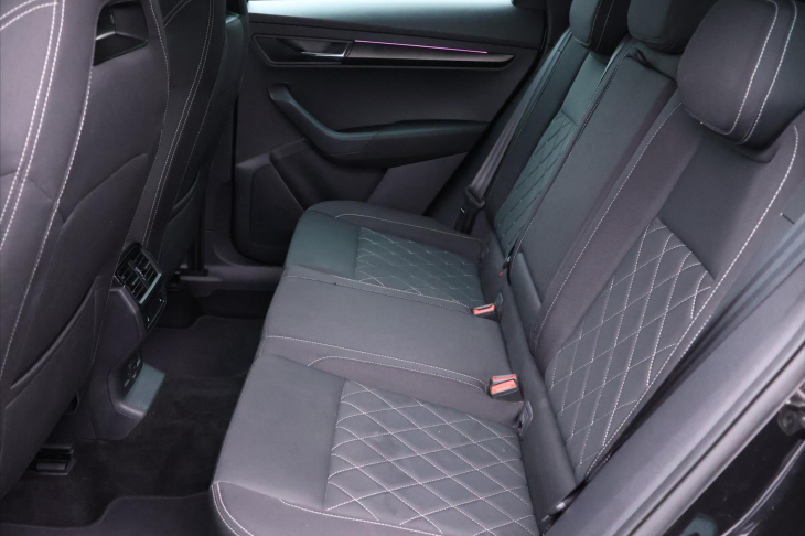 Škoda Karoq 2,0 TSI DSG 4x4 Sportline DPH