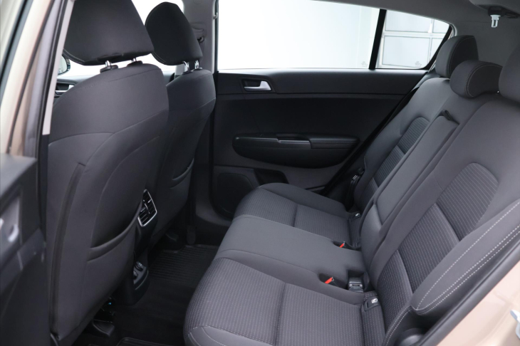 Kia Sportage 1,7 CRDI 85kW Comfort CZ
