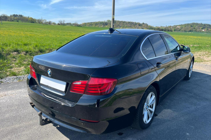 BMW Řada 5 2.0 520d 135kW STK 02/2028
