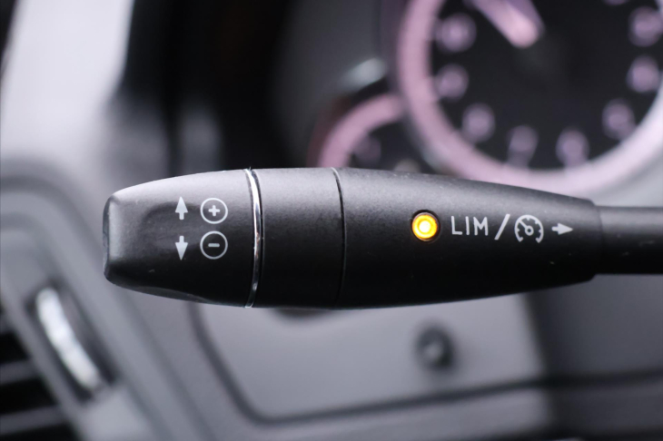 Mercedes-Benz Třídy E 3,0 350CDI 170kW Aut. Elegance