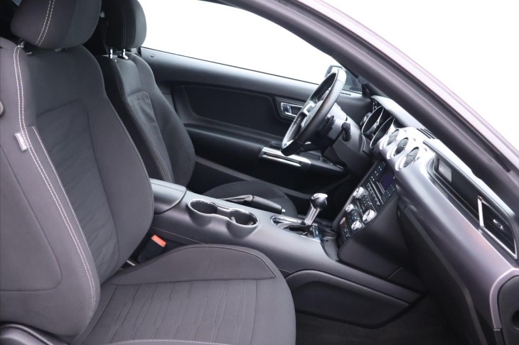 Ford Mustang 5,0 V8 324kW Aut GT FLOWMASTER