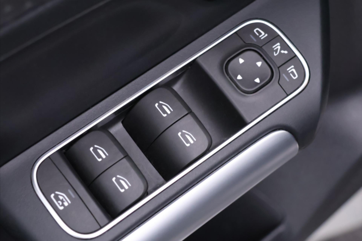 Mercedes-Benz GLA 2,0 250 4Matic A8 165kW