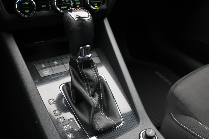 Škoda Octavia 2,0 TSI DSG RS245 LED Panorama
