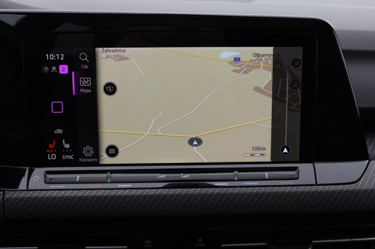 Volkswagen Golf 2,0 TDI DSG R-line Virtual DPH