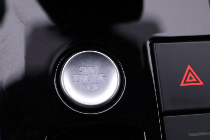 Volkswagen Touareg 3,0 TDI 210kW 4M R-Line DPH