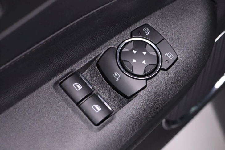 Ford Mustang 5,0 310 kW GT Automat 1. Maj