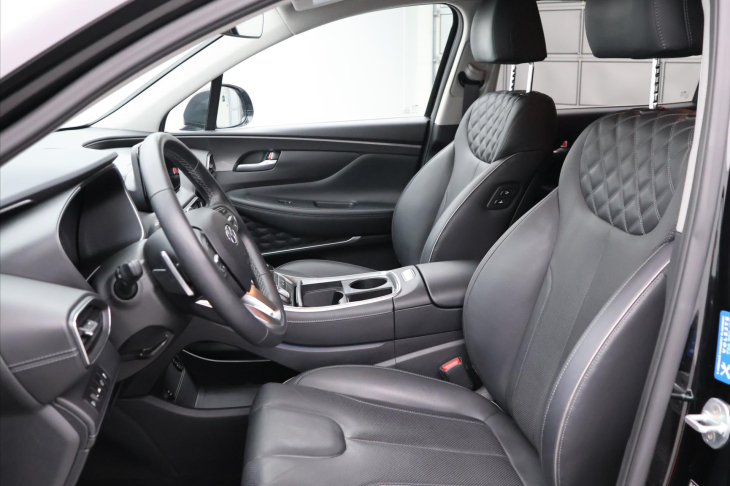 Hyundai Santa Fe 2,2 CRDi Smart DCT 142kW