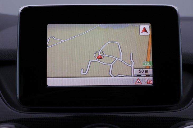 Mercedes-Benz Třídy B 1,6 180 90kW Xenon, Serv.kn.