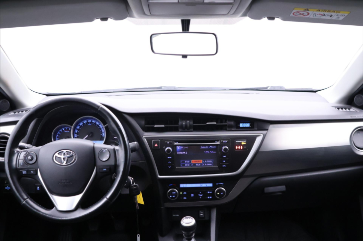 Toyota Auris 1,3 Dual VVT-i 73kW Klima CZ