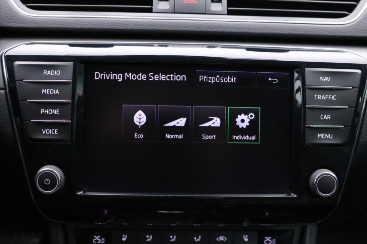 Škoda Superb 2,0 TDI 110kW DSG Style Plus