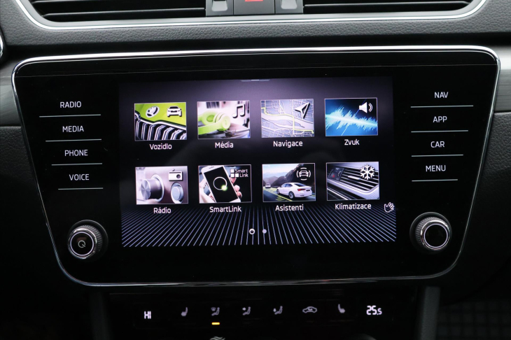 Škoda Superb 2,0 TDI 147kW DSG Style 4x4 CZ