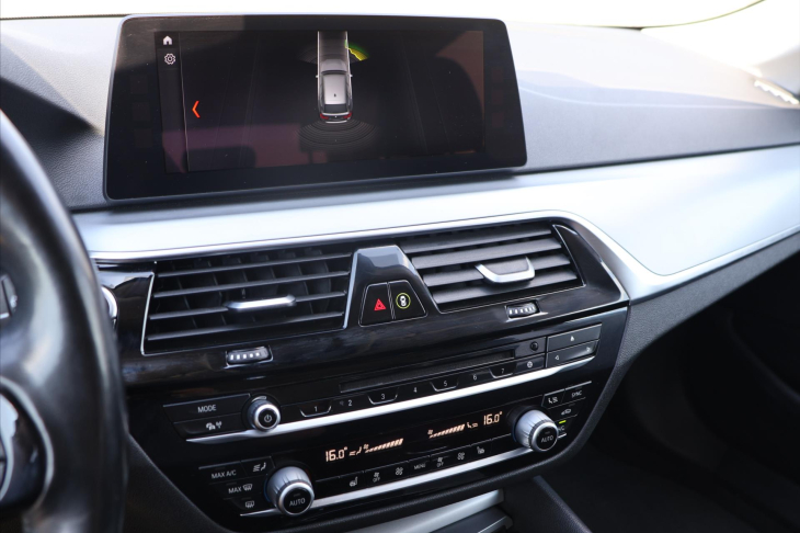 BMW Řada 5 2,0 525d 170kW Aut. Navi LED