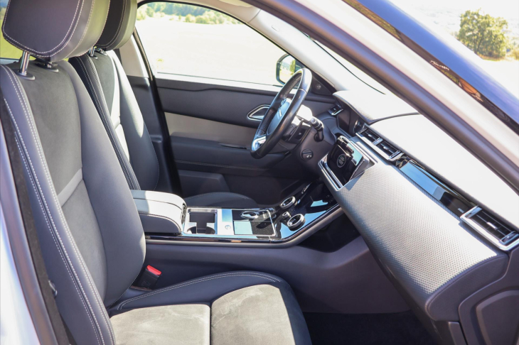 Land Rover Range Rover Velar 2,0 D180 AWD Aut. LED Kůže