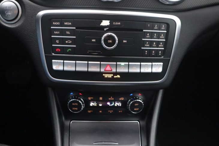 Mercedes-Benz GLA 2,1 200d 100kW 4Matic CZ DPH