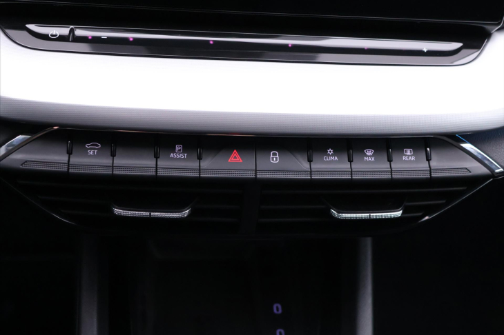 Škoda Octavia 2,0 TDI 1.Maj matrix virtual