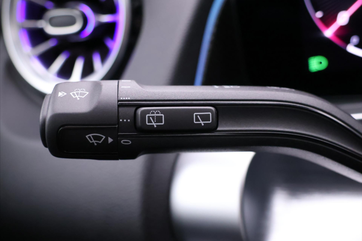 Mercedes-Benz GLB 2,0 200d 4Matic AMG Premium