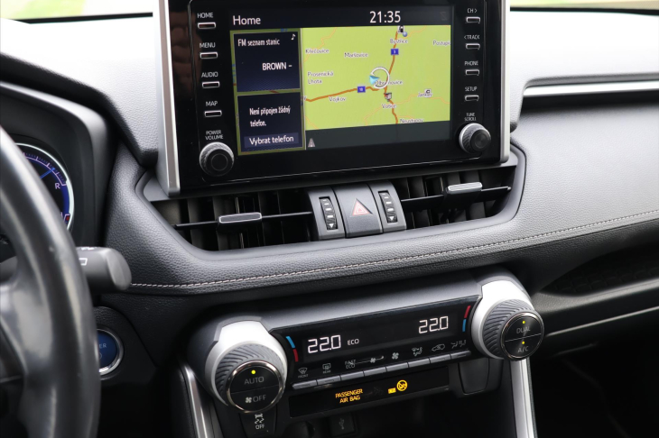 Toyota RAV4 2,5 131kW Hybrid Navigace