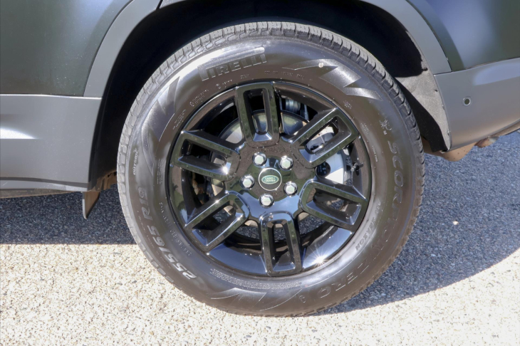 Land Rover Defender 3,0 D200 110 S 147kW CZ DPH Záruka