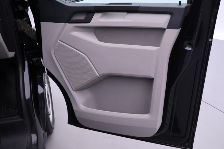 Volkswagen Transporter 2,0 TDI 110kW CZ 1.Maj LED DPH
