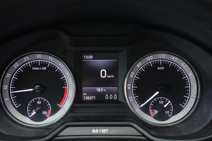 Škoda Octavia 1,6 TDI 85kW Style LED tažné CZ